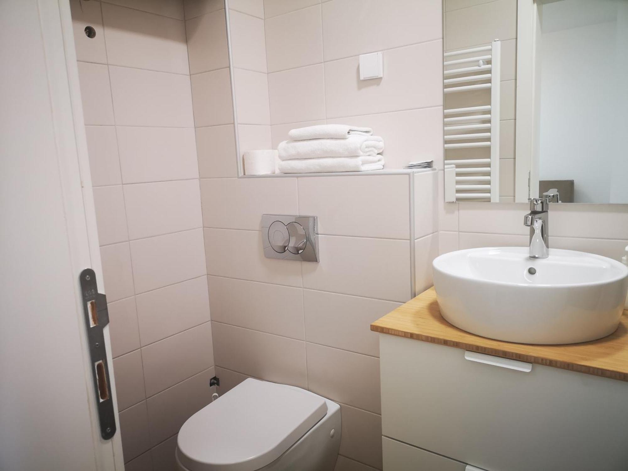 Filinhome Papa Suite 2 Novi Sad Eksteriør bilde